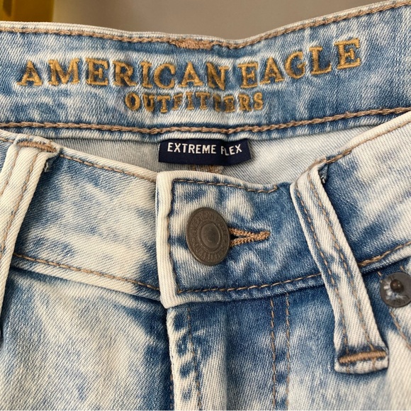 American Eagle Extreme Flex Acid Wash Ripped Jeans - Picture 6 of 13